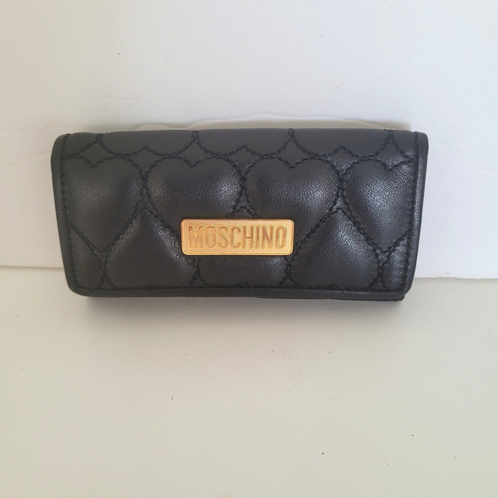 Moschino Black Quilted Heart Leather Key Case Holder Wallet Gold Hardware